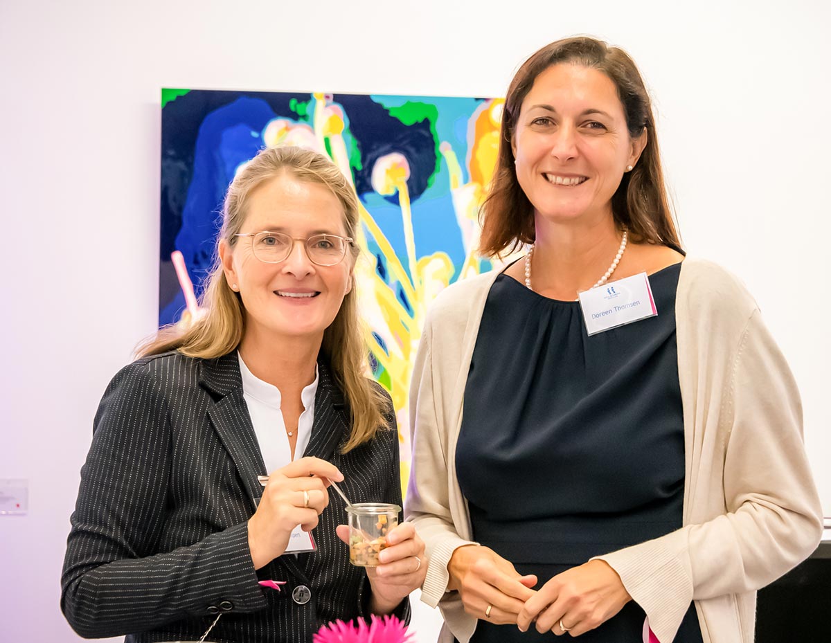 Doreen Thomsen Sabine Hilpert auf der Jubiläumsfeier der Käte Ahlmann Stiftung